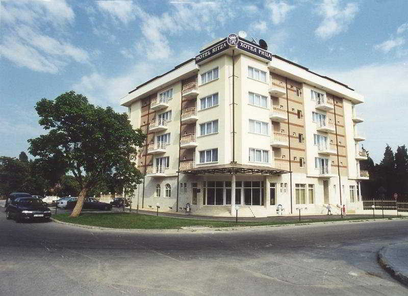 Apartcomplex Ritza 산콘스탄틴앤헬레나 외부 사진