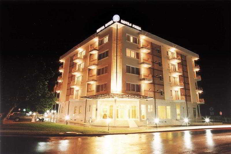 Apartcomplex Ritza 산콘스탄틴앤헬레나 외부 사진