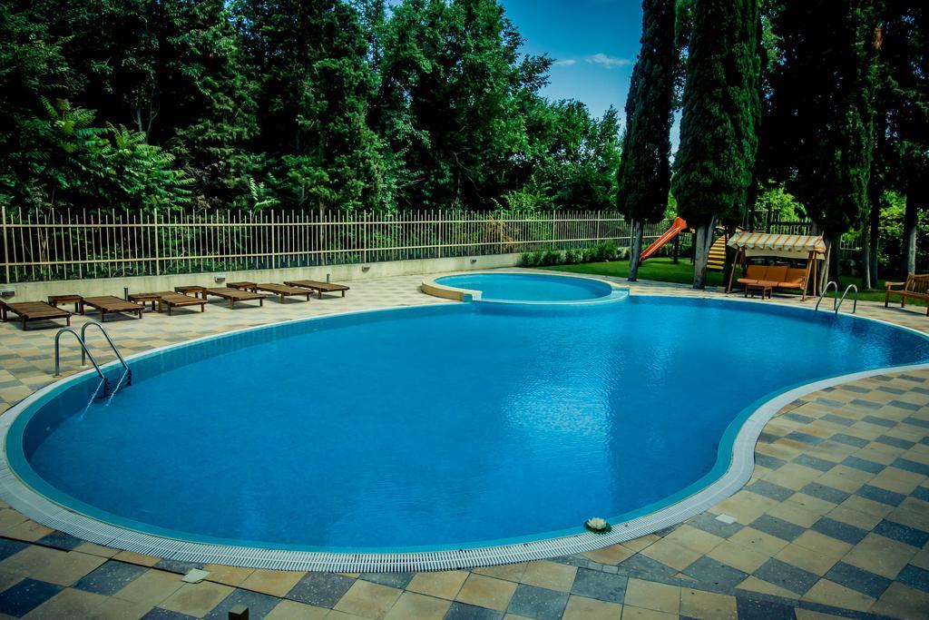 Apartcomplex Ritza 산콘스탄틴앤헬레나 외부 사진