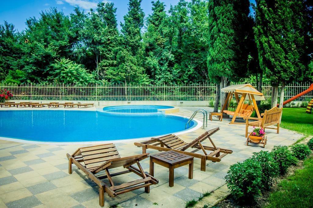 Apartcomplex Ritza 산콘스탄틴앤헬레나 외부 사진