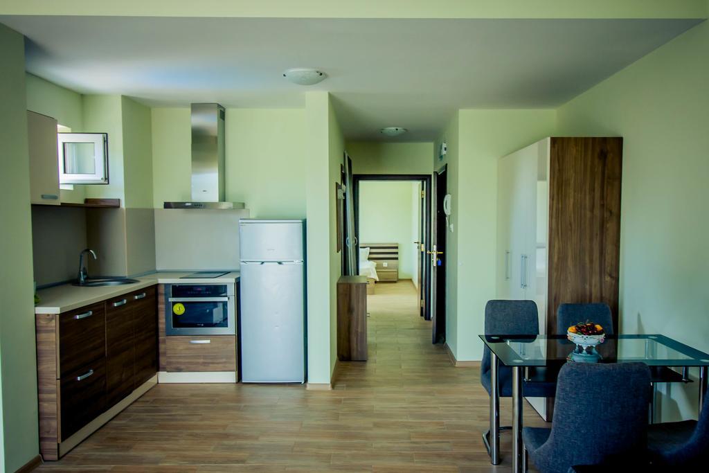 Apartcomplex Ritza 산콘스탄틴앤헬레나 외부 사진