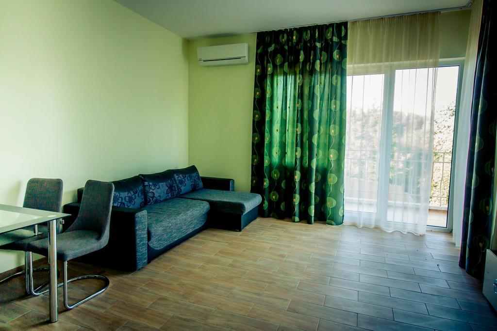 Apartcomplex Ritza 산콘스탄틴앤헬레나 외부 사진